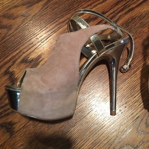 Guess Beige heels